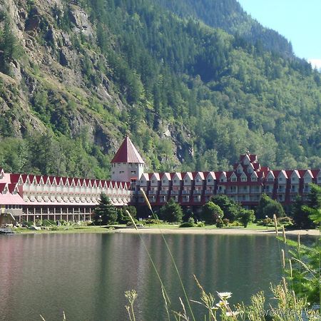 Three Valley Lake Chateau Revelstoke Luaran gambar